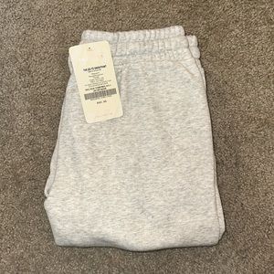 Fabletics “On-The-Go Sweatpants” Size: Medium